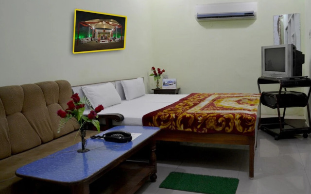 Hotel Rama Palace
