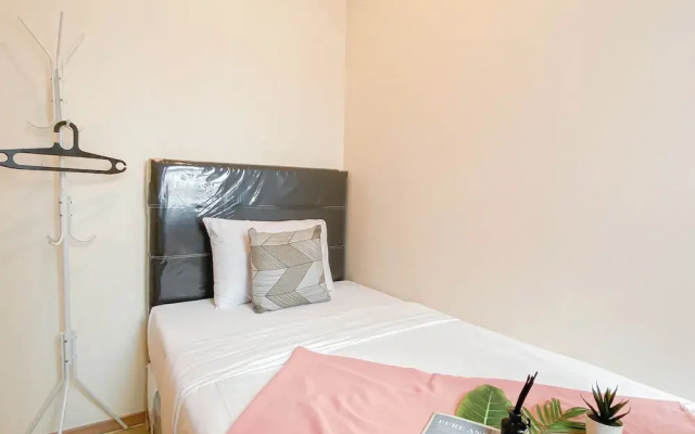 Calm Comfortable 2Br At Meikarta Apartment