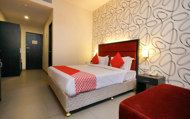 Mookkannoor Tourist Home by OYO Rooms