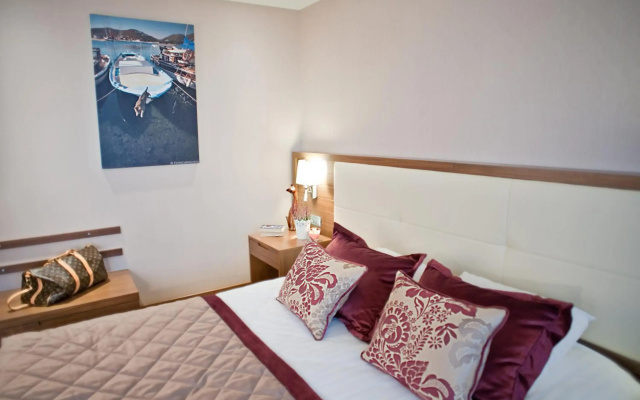 Apart Hotel Best