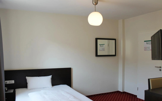 Hotel Aariana