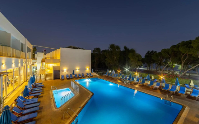 Park Beach Hotel