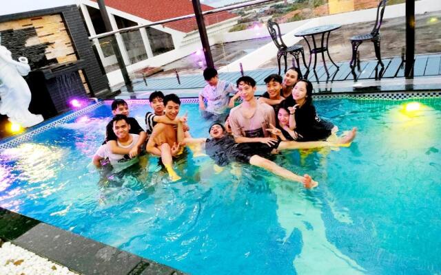 Halong Lavender Hotel