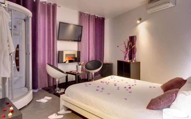 Hotel M