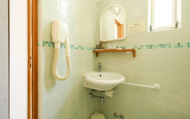 Hotel Ambra Cattolica