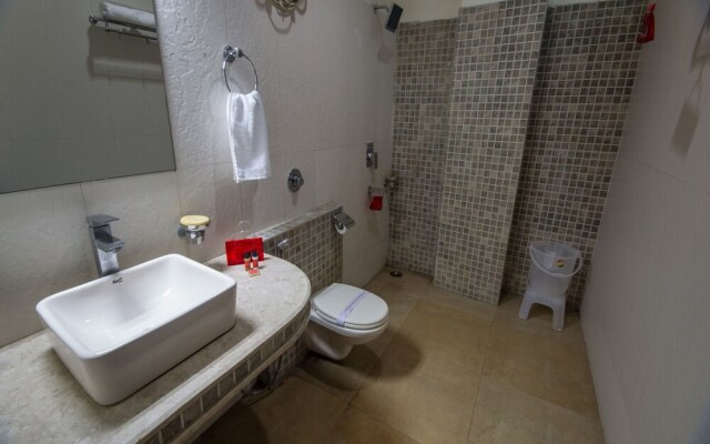 OYO 1524 Hotel Vaani Continental