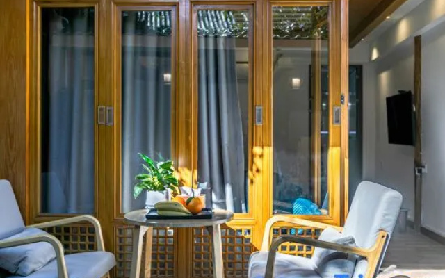 Sunrise_Zhaohui Senshi Secret Garden Courtyard – Hotel Rooms – Lijiang