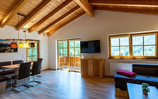 Hotel & Chalets Lampllehen