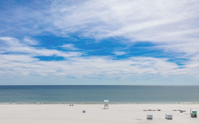 Phoenix All Suites by Brett Robinson