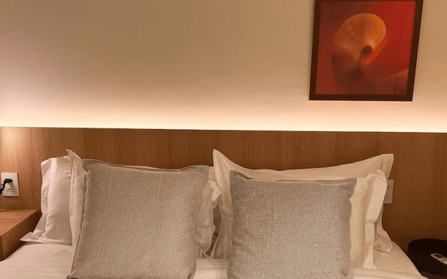 White 2880 - Pinheiros