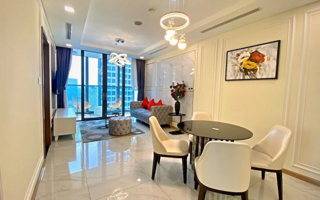 DongDong Skyview APT in Landmark81 Tower