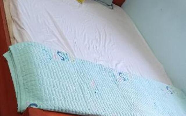 Peaceful Homestay Ha Long