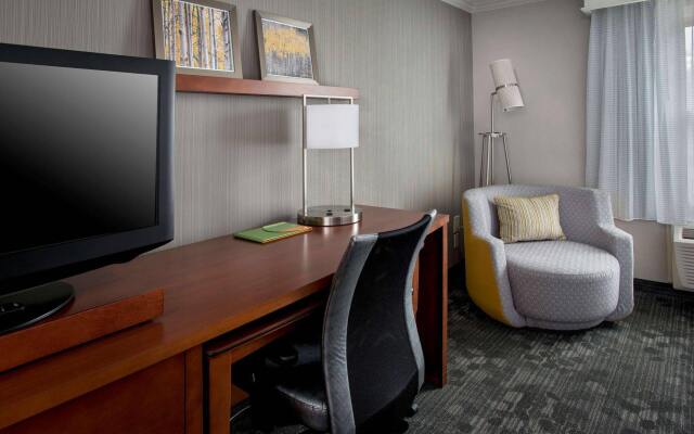 Sonesta Select Tinton Falls Eatontown