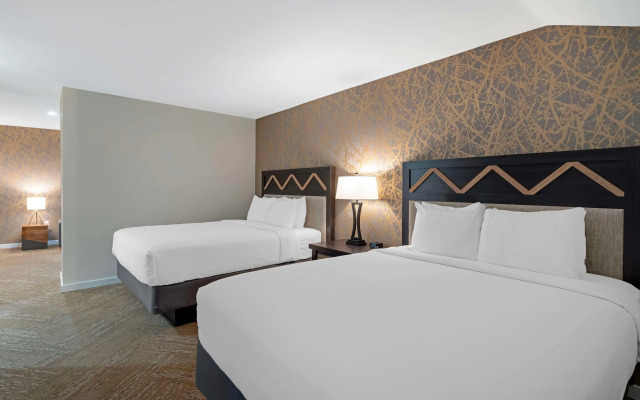 Best Western Plus Inn At The Vines
