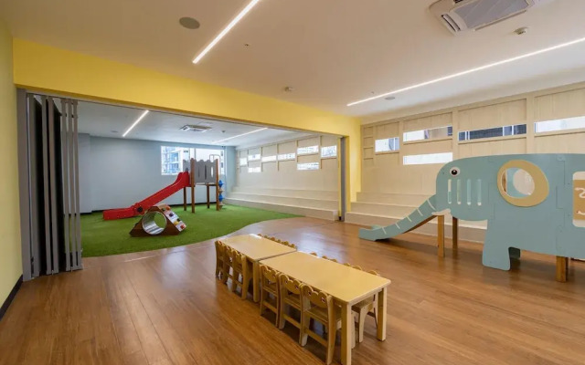 The Chic Condo by Acomodo El Cangrejo