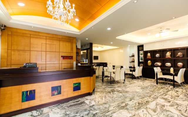 Tau Tau Chu Hotel