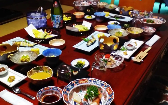 Ryujin Onsen Sakaiya Ryokan
