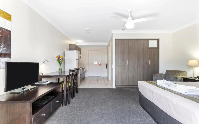 Blackwater Central Motel