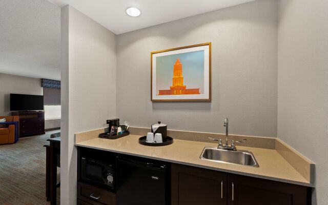 Hampton Inn & Suites Fort Belvoir Alexandria South