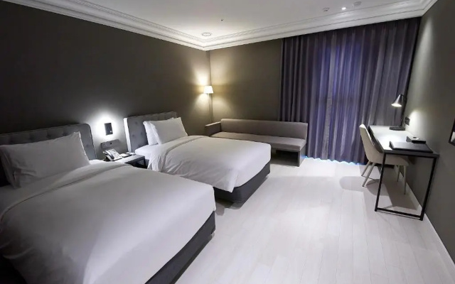 Busan City Hotel