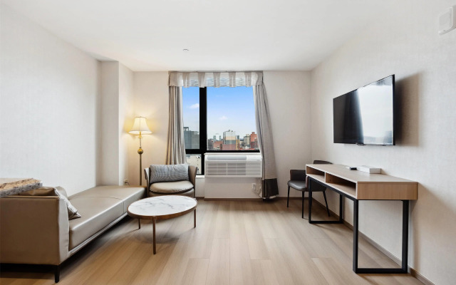 Ramada by Wyndham Flushing Queens