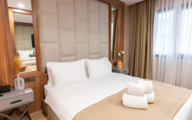 Lion Hotel