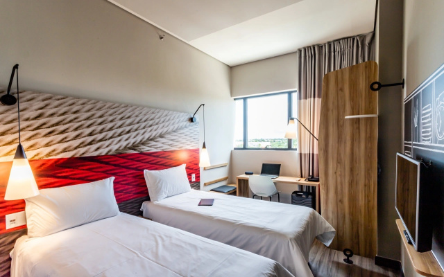 Ibis Palmas Avenida JK