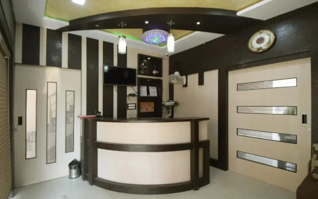 The Royal Inn by OYO Rooms