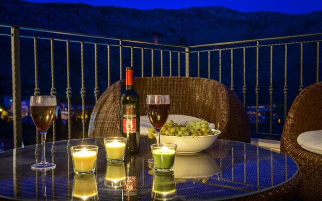 Villa Sana Via