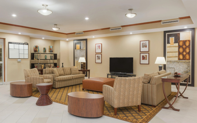 Candlewood Suites Houston I-10 East by IHG