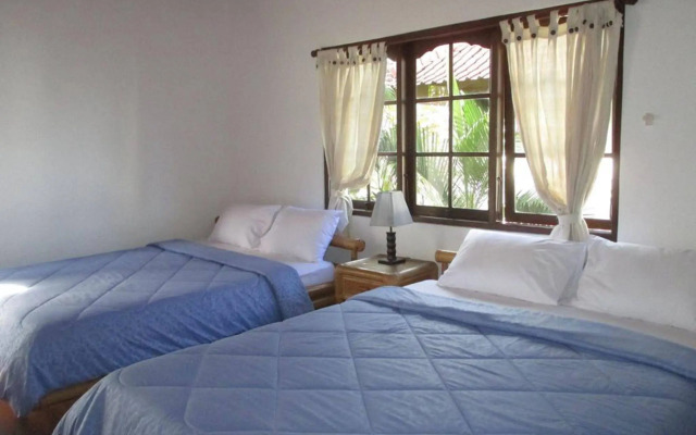 Yuli Bungalows
