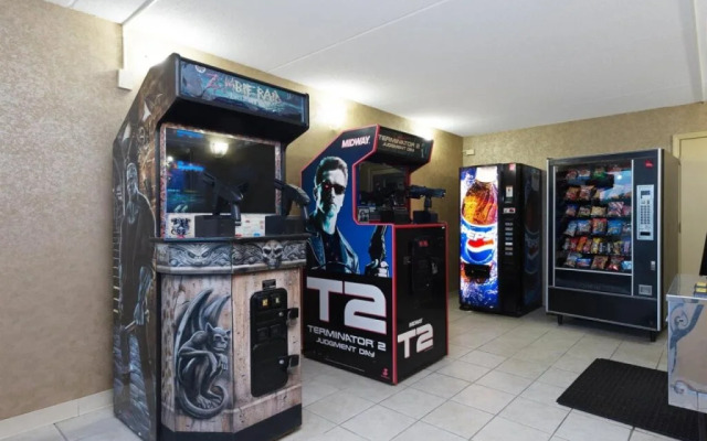 Travelodge Six Flags/Gray Summit