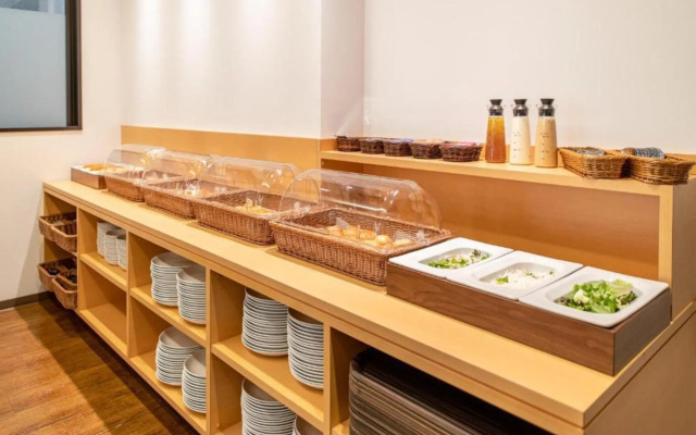Hotel Sanrriott osakahommachi
