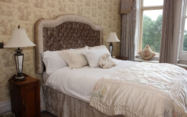 Rossington Hall