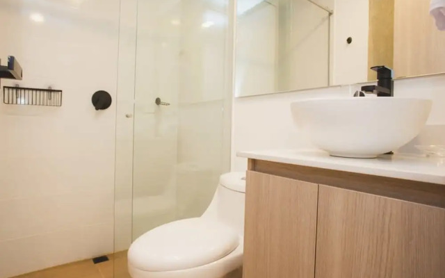 w Amazing 3BR w/ AC in Laureles