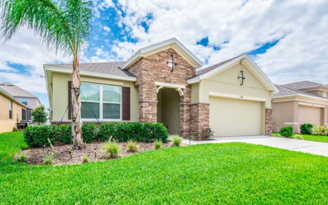 4 Bedroom 3 Bathroom Villa