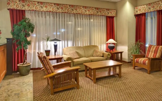 Holiday Inn Express Hotel & Suites Omaha - Southwest