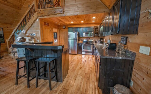 Wolf`s Den-minutes to Blue Ridge