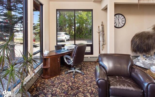 Kenai Airport Hotel