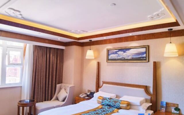 Yajiang Jinzang Hotel