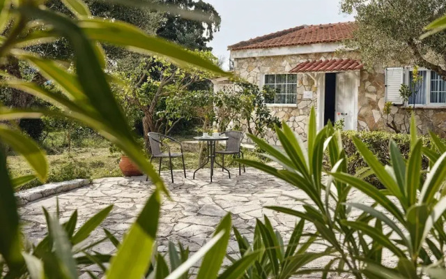 Periyali Villas Hera - Nefeli Stone Private Pool