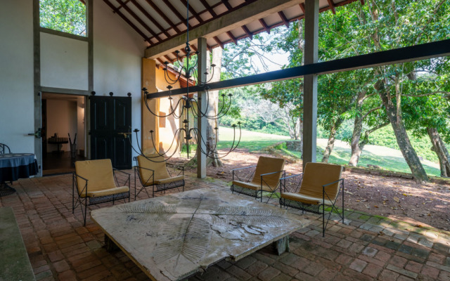 Lunuganga Estate