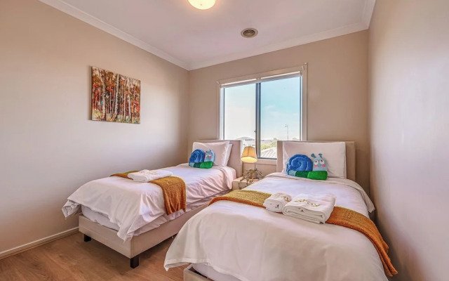 StayAU Pakenham 5 BRM Oasis Pet-friendly