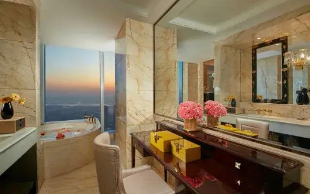Hancheng Yellow River Pearl Hotel