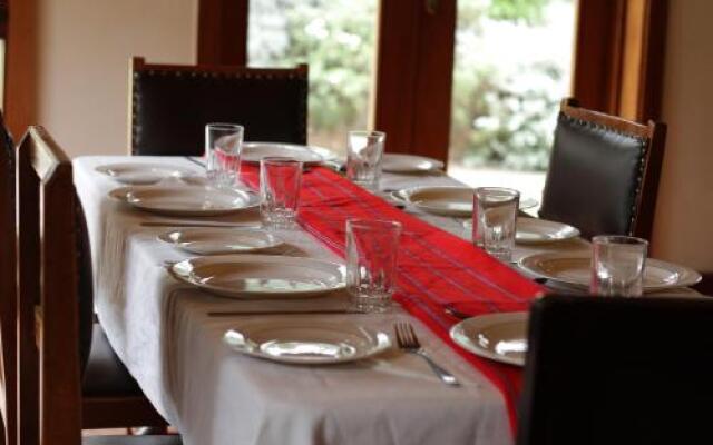 Amani Gardens Inn