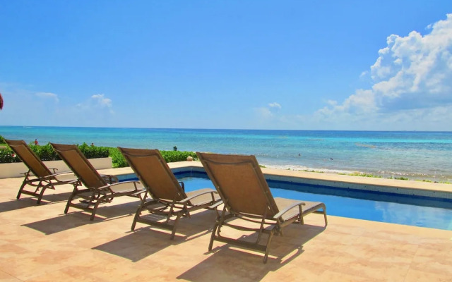 Beachfront Homes by Playa Paradise
