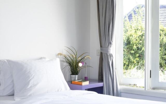 Villa La Sirena 2 Minutes From Beach 3 Bedroom Villa by RedAwning