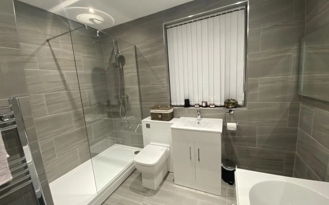 Top Notch Nottingham 5 bed House Park City Centre