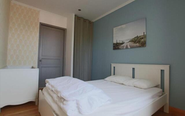 House for 8 people near the beach