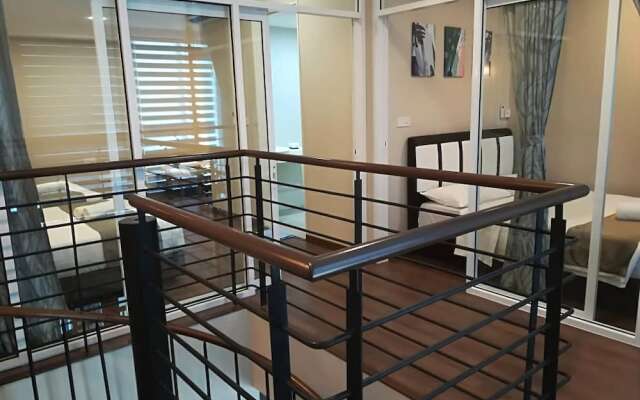 Sunset Seaview Vacation Condos @ R'viera SOHO